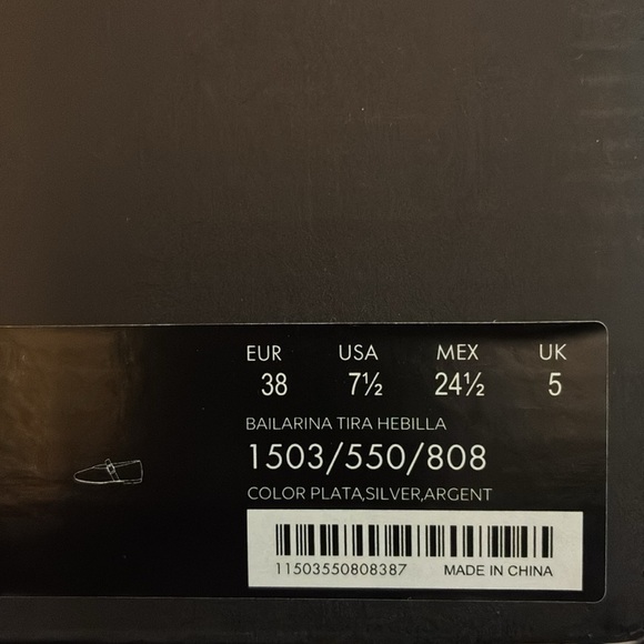 NWT. Massimo Dutti Silver Metallic Ballet Flats with Buckle. Size 7,5. - Picture 9 of 9